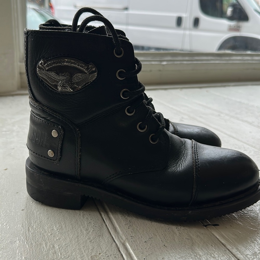 Black Leather Lace-Up Women's Ankle Boots